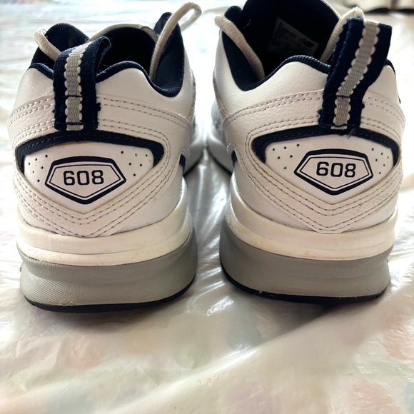 New Balance MX608WN5 White Blue Crosstrainers Leather sneakers SZ 7.5 Worn 1X main image 8